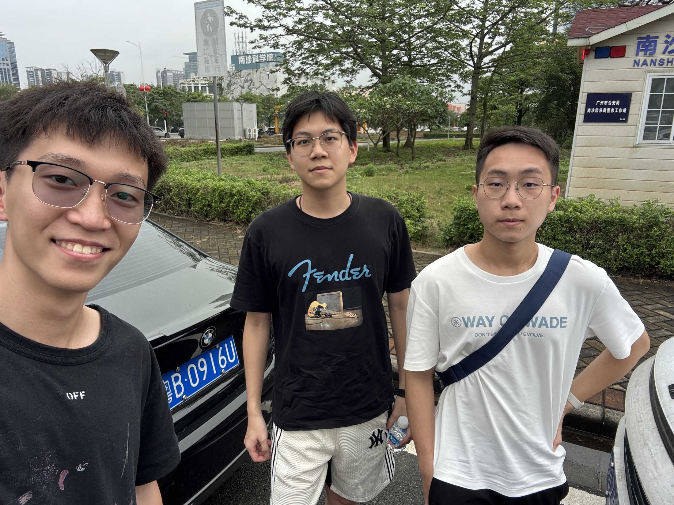 那天的兜风,后来成了反复想起的笑谈。